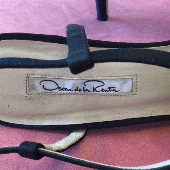 Oscar de la renta black satin womens shoes - Picture 4 of 6